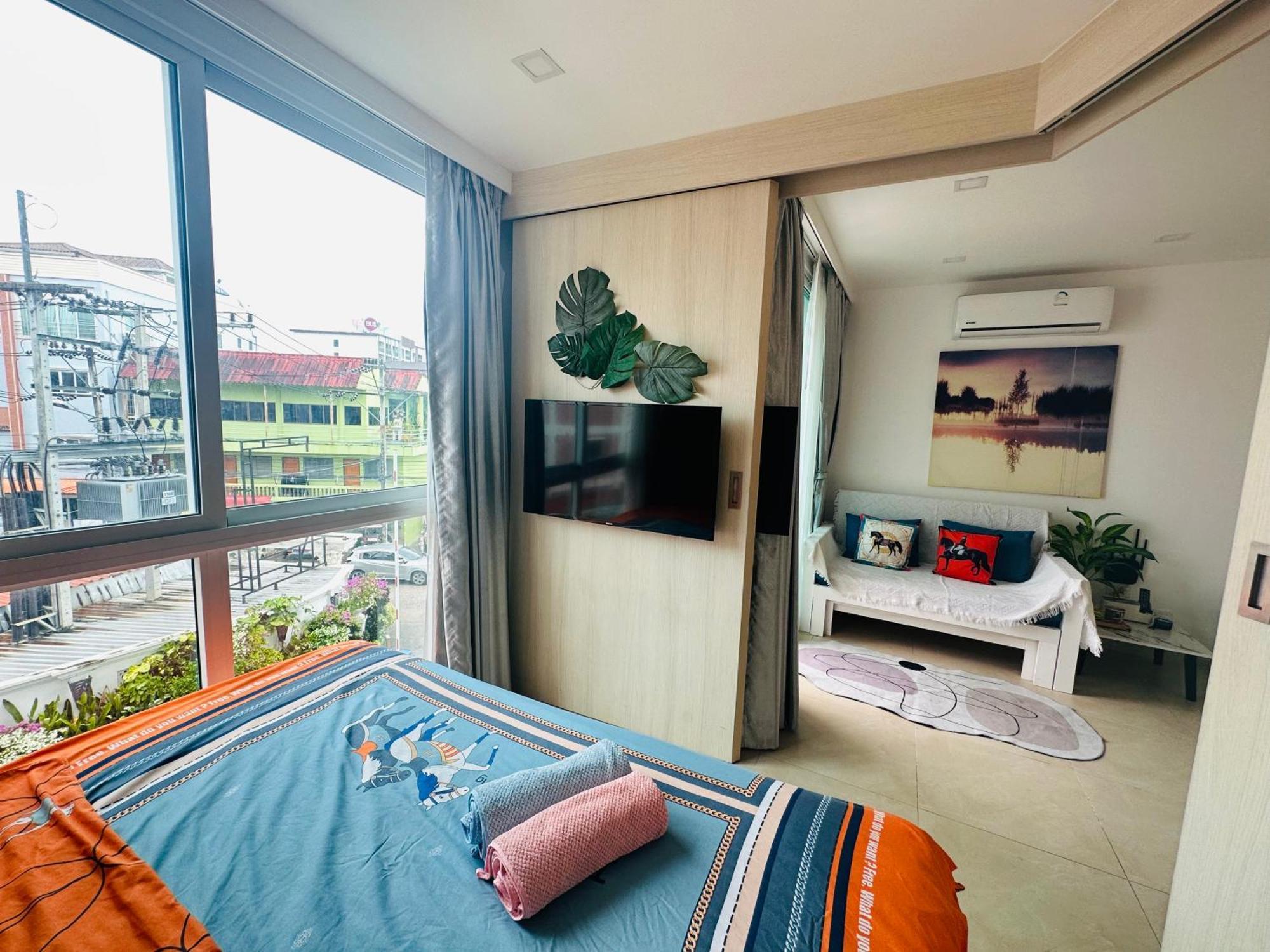 Center Luxurious Garden 2 Apartemen
